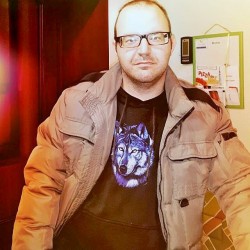 TheRock40, 19850408, Santa Lucia di Piave, Veneto, Italy TheRock40, 19850408, Santa Lucia di Piave, Veneto, Italy