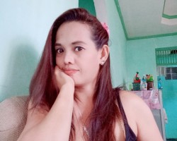 Ghelyn, 49, Bulacan, Central Luzon, Philippines